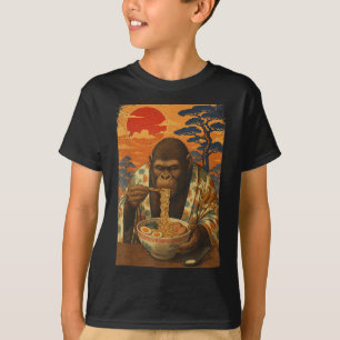 Bigfoot eet Japans Ramen Noedels Funny Geschenken  T-shirt