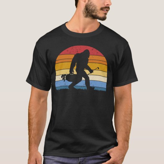 Bigfoot Golf Team Funny Golf  T-shirt (Voorkant)