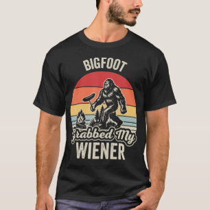 Bigfoot Greep Mijn Wiener Camping T-shirt