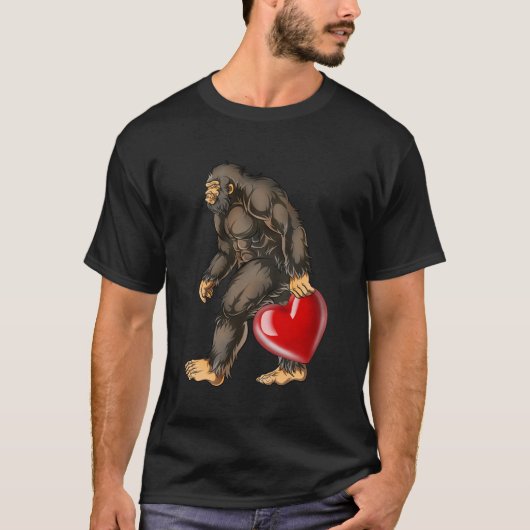 Bigfoot Heart Valentijnsdag Love Sasquatch Funny T-shirt (Voorkant)