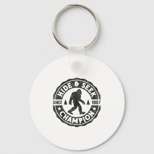Bigfoot Huid and Seek Champion Funny Sasquatch Ret Sleutelhanger