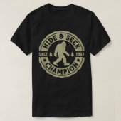 Bigfoot Huid and Seek Champion Funny Sasquatch Ret T-shirt (Design voorkant)