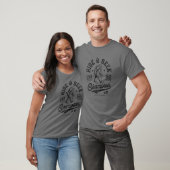 Bigfoot Huid and Seek Champion Funny Sasquatch Ret T-shirt (Unisex)