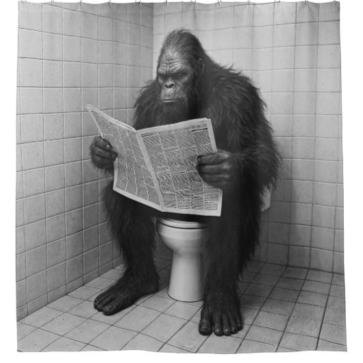 Bigfoot In De Badkamer Grappig Douchegordijn (Voorkant)