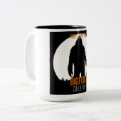 Bigfoot land houden squatchin Mok 2 (Voorkant links)