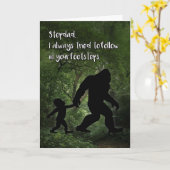 Bigfoot met Child Vaderdag voor Stepdad Kaart (Gele Bloem)