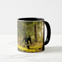 Bigfoot met Tennis Racket in Forest
