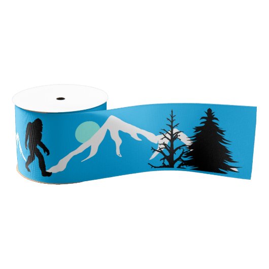 Bigfoot Mountains en Forest Pine Trees Winter Grosgrain Lint (Spoel)