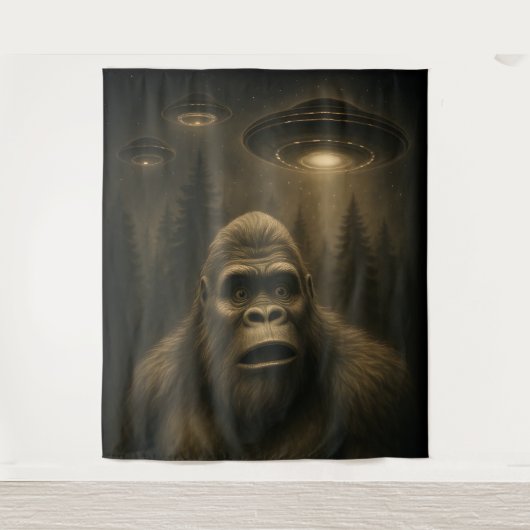Bigfoot Sasquatch Alien UFO Grappig Wandkleed (Voorkant)