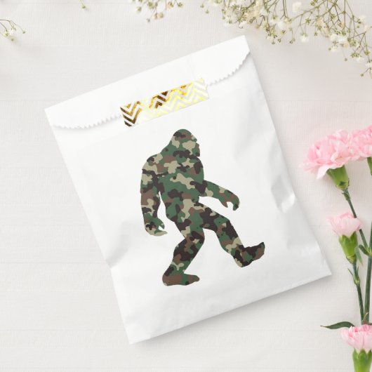 Bigfoot Sasquatch Camo Bedankzakje (Gezegeld)