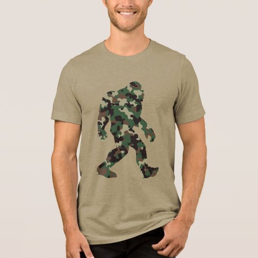 Bigfoot Sasquatch Camo Tri-Blend Shirt (Voorkant)