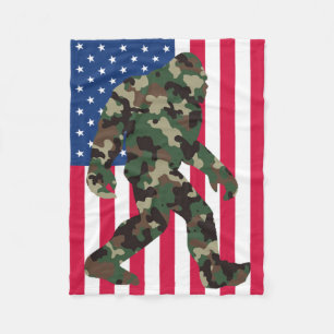 Bigfoot Sasquatch Camouflage Fleece Deken