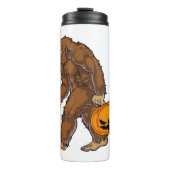 Bigfoot Sasquatch Carry Scary Pumpkin T shirt Thermosbeker (Voorkant)