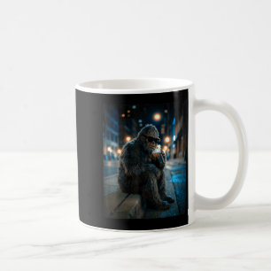 Bigfoot sasquatch drinkend ijsgekoelde koffie grap koffiemok