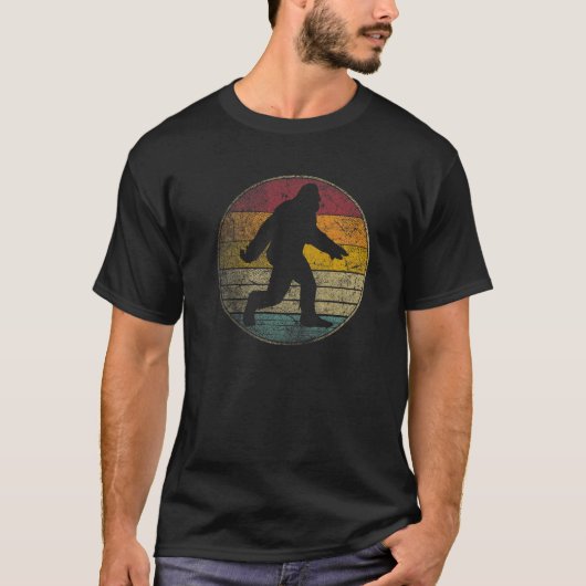 Bigfoot Sasquatch Gift Distress Retro Su T-shirt (Voorkant)