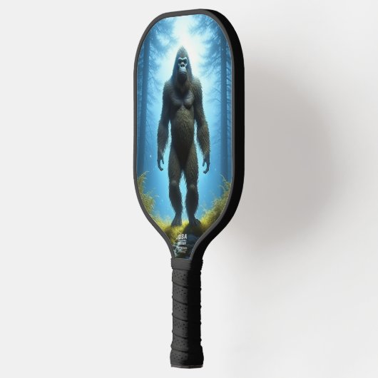 Bigfoot Sasquatch in de Bossen Pickleball Paddle (Links)