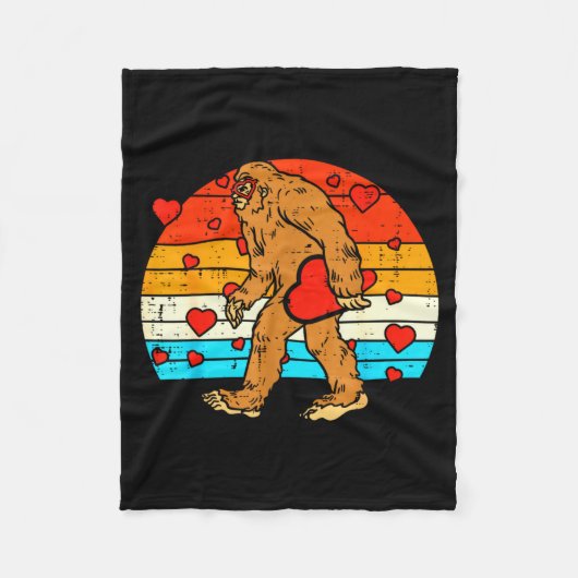 Bigfoot Sasquatch Retro Heart Funny Valentines Day Fleece Deken (Voorkant)