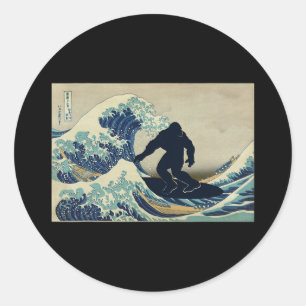 Bigfoot surft op de Grote Golf van Kanagawa Ronde Sticker