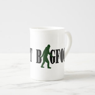 Bigfoot text & green squatch graphic porselein kop