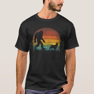 Bigfoot Walking French Bulldog Sasquatch Hondenlie T-shirt