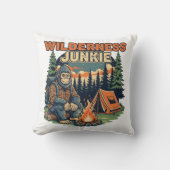 Bigfoot wildernis junkie retro ontwerp kussen (Voorkant)