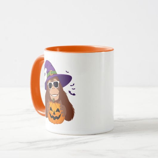 Bigfoot Witch with Pumpkin Halloween Mok (Voorkant links)