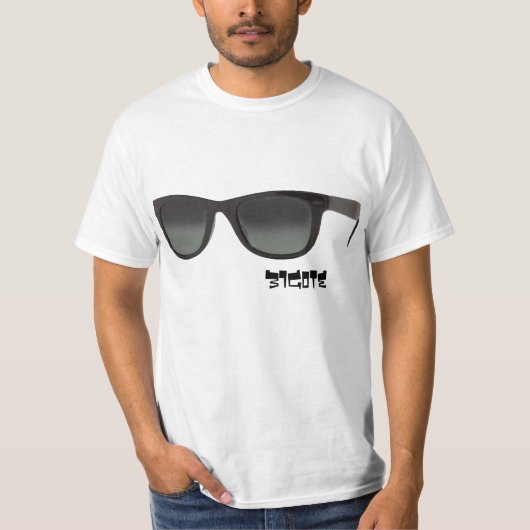 BIGote-zonnebril op shirt (Voorkant)