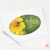 Bijen de verandering Oval Sticker (Envelop)