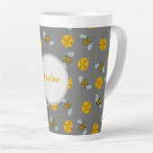 Bijen en Buttercups op grijs Latte Mok (Rechterhoek)