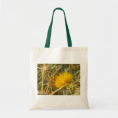 Bijen en Star Thistle (Centaurea solstitialis) Tote Bag (Voorkant)