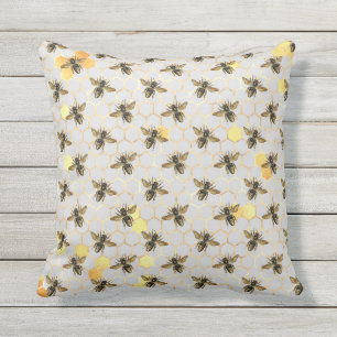 Bijen op Honeycomb Pattern Yellow Gold Grey Buitenkussen