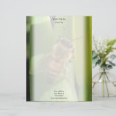 Bijen op witte bloem gepersonaliseerd briefhoofd (Staand voorkant)