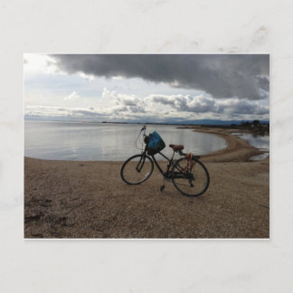 Bike op het strand briefkaart