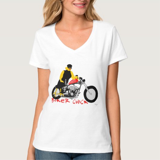 BIKER CHICK zit op haar motorfiets T-shirt (Voorkant)