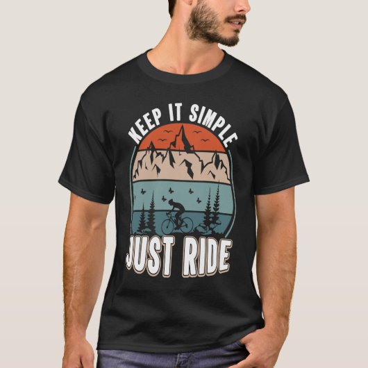 Biking and Cycling   43 T-shirt (Voorkant)