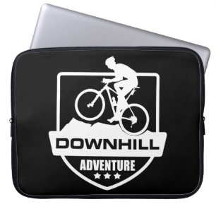 Biking van bergen naar beneden laptop sleeve