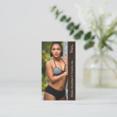 Bikini Brésil : Une carte à punchcard gris pour la (Debout devant)