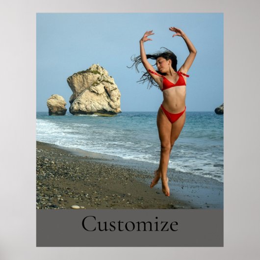 Bikini Model Dansend Thunder_Cove Poster (Voorkant)