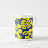BIKINI ROSE (BLEU/JAUNE) BONE CHINA MUG (Devant droit)