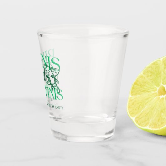 Bikini's en Martinis - Custom Bachelorette Party Shot Glas (Rechts)