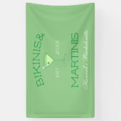 Bikini's en Martinis Green Beach Bachelorette Spandoek (Verticaal)