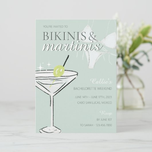 Bikinis & Martinis Bachelorette Party Invitation (Debout devant)