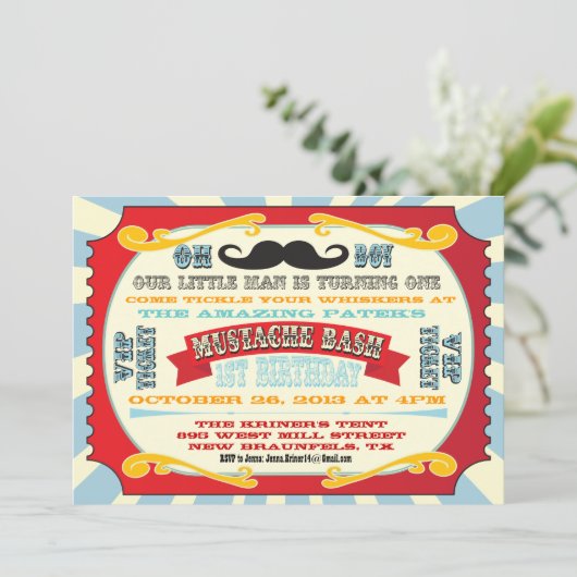 Billet d'anniversaire Mustache Bash Invitation (Debout devant)
