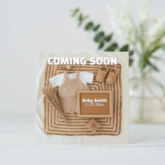 Binnenkort sociale media neutrale zwangerschap aankondiging (Staand voorkant)