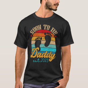 Binnenkort zal papa 2023 voor het eerst het nieuws t-shirt