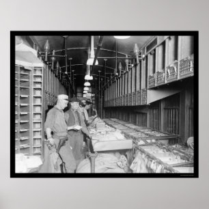 Binnenzijde van een posttrein 1910 poster