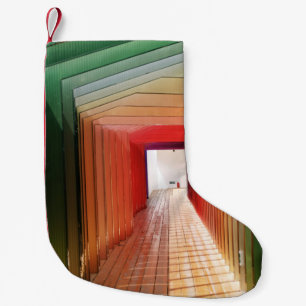 Binnenzijde van groene en rode houten gang kleine kerstsok