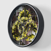 Biohazard wandklok (Hoek)