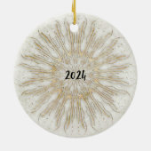 Biologische boho stijl sunburst mandala gouden wit keramisch ornament (Achterkant)