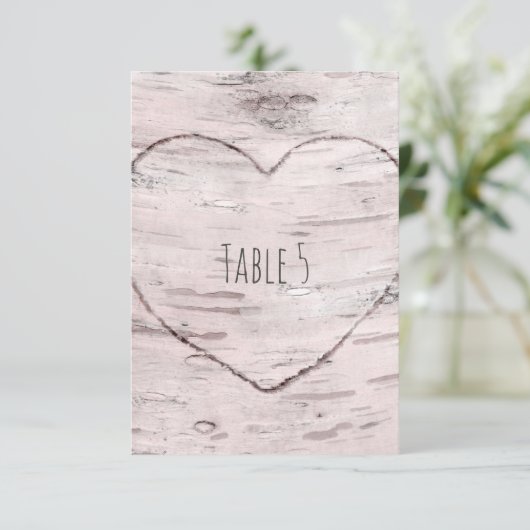 Birch Tree & Carved Heart Rustic Numéro de table (Debout devant)